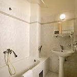 Hotel Meda Of Museum Kampa 3*