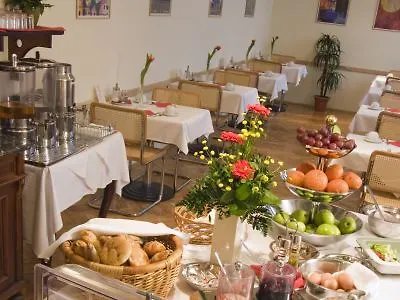 坎帕梅达博物馆酒店 布拉格