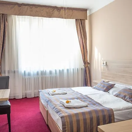 坎帕梅达博物馆酒店 3*