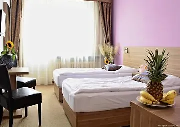 ميدا أوف ميوزيم كامبا 3*