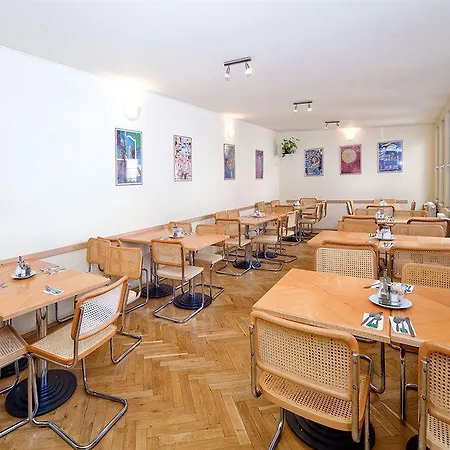 坎帕梅达博物馆酒店 布拉格