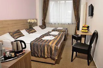 ميدا أوف ميوزيم كامبا 3*