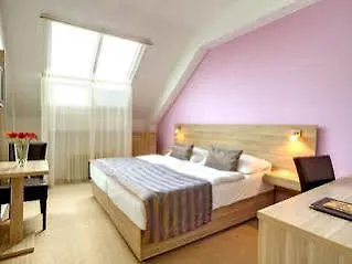 坎帕梅达博物馆酒店 布拉格