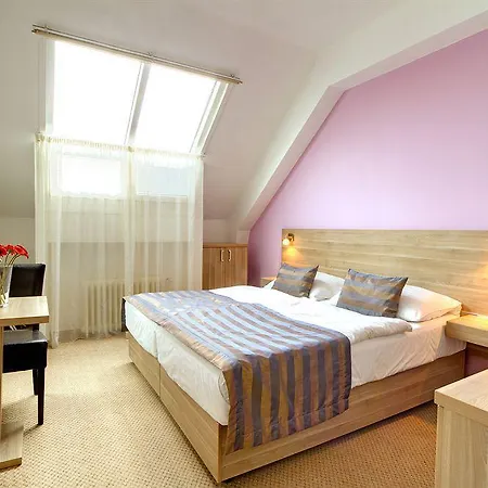 坎帕梅达博物馆酒店 布拉格