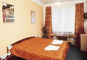 מלון Meda Of Museum Kampa 3*