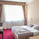 ميدا أوف ميوزيم كامبا 3*