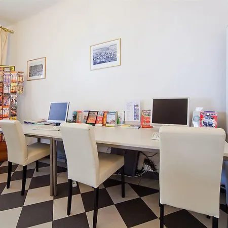 Hotell Meda Of Museum Kampa 3*